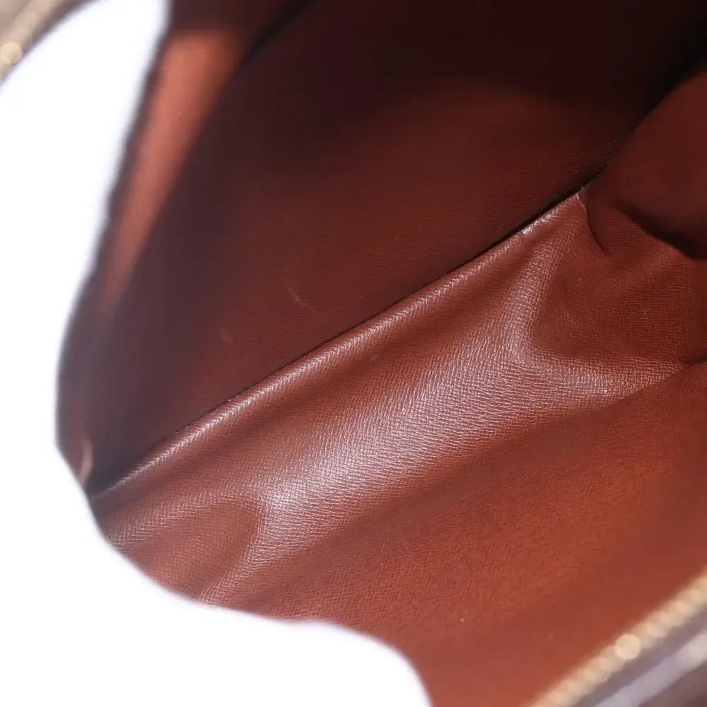 Louis Vuitton height 11